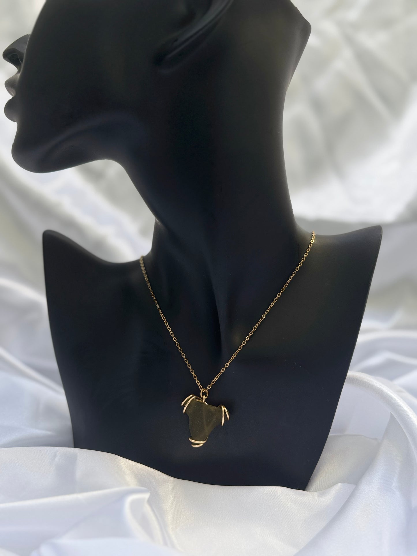 18k gold plated dark green seaglass necklace (13)