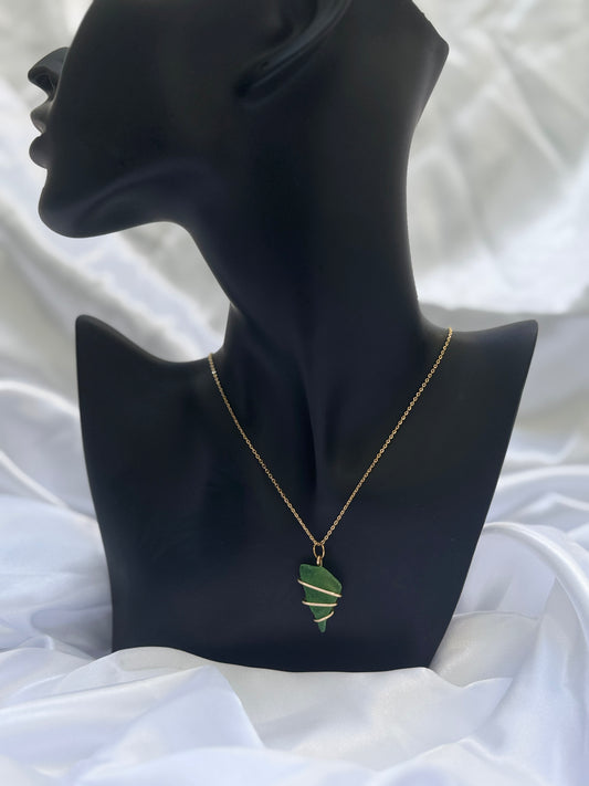 18k gold plated green seaglass necklace (9)