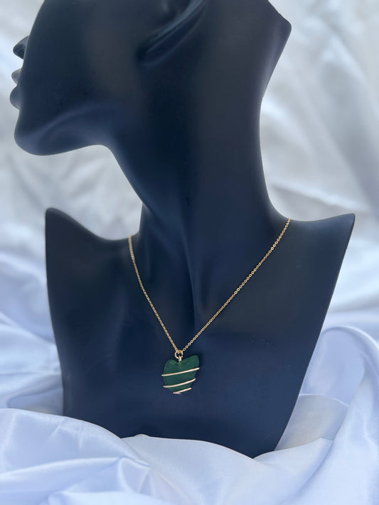 18k gold plated Green seaglass necklace (16)