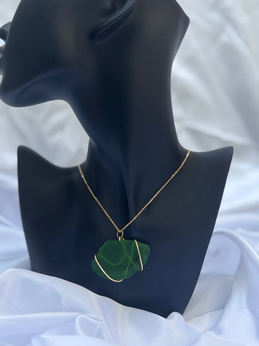 18k gold plated green seaglass necklace (17)