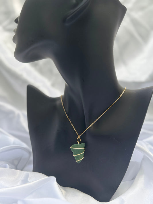 18k gold plated green seaglass necklace (12)